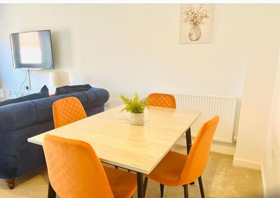 Ashford Retreat - Luxury Home With Double Parking Eksteriør bilde