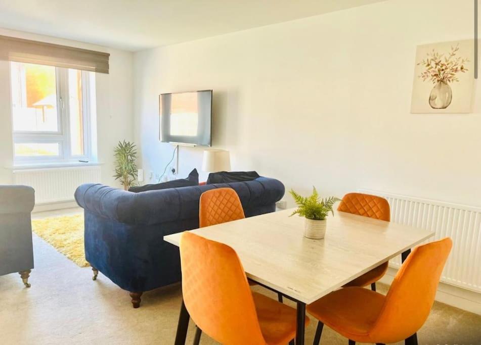 Ashford Retreat - Luxury Home With Double Parking Eksteriør bilde