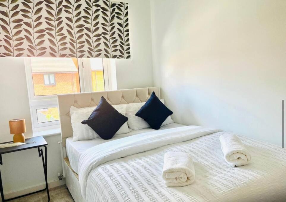 Ashford Retreat - Luxury Home With Double Parking Eksteriør bilde